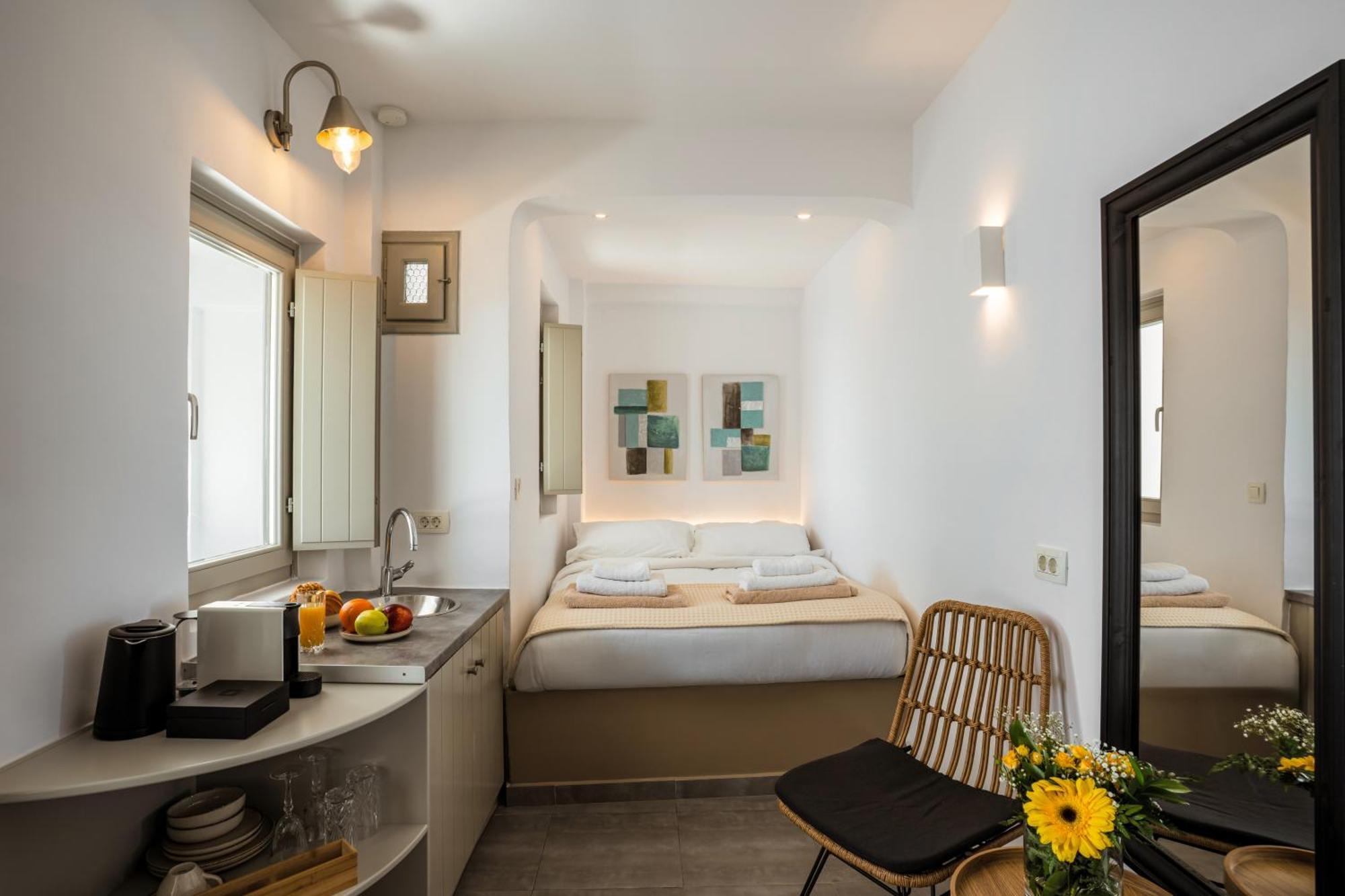 Mardanza Krokos Suites Imerovígli Buitenkant foto